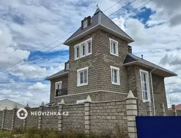 7-комнатный дом, 9 соток, 324 м²