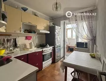 4-комнатная квартира, этаж 9 из 9, 72 м²