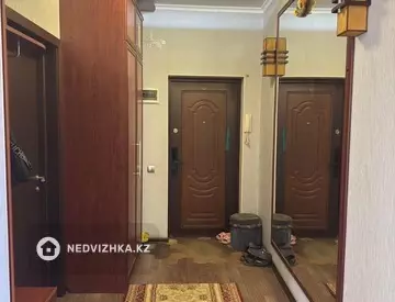 3-комнатная квартира, этаж 4 из 5, 130 м²
