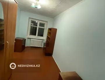 2-комнатная квартира, этаж 4 из 4, 43 м²