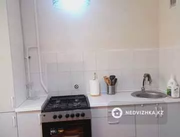 2-комнатная квартира, этаж 1 из 5, 54 м²