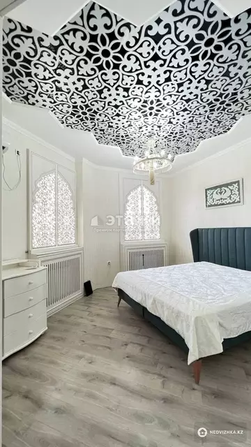 4-комнатная квартира, этаж 6 из 9, 119 м²