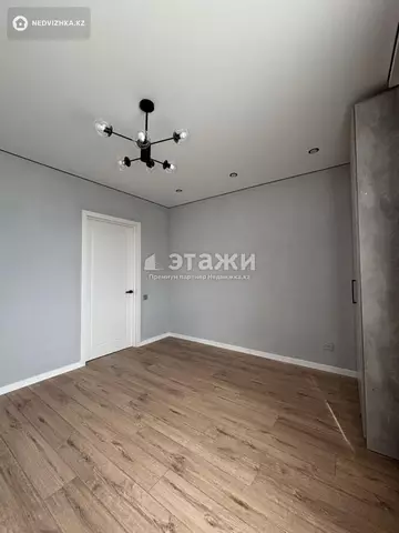 2-комнатная квартира, этаж 17 из 23, 47 м²