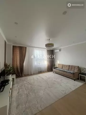 3-комнатная квартира, этаж 5 из 10, 103 м²