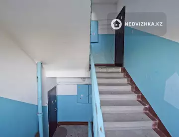 4-комнатная квартира, этаж 4 из 5, 77 м²