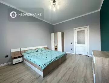 2-комнатная квартира, этаж 1 из 10, 51 м², на длительный срок