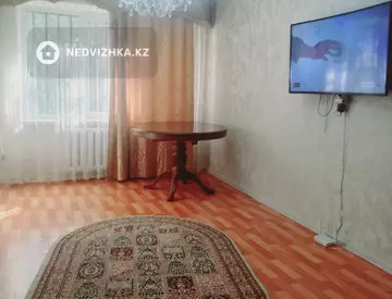 2-комнатная квартира, этаж 1 из 5, 54 м²