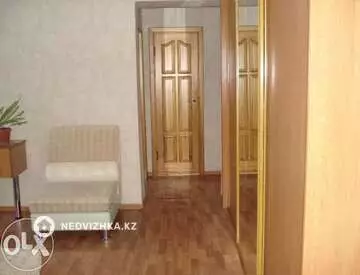 3-комнатная квартира, этаж 2 из 9, 63 м²