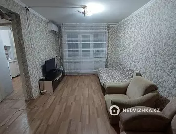 1-комнатная квартира, этаж 2 из 5, 32 м²