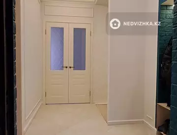 3-комнатная квартира, этаж 5 из 8, 80 м²