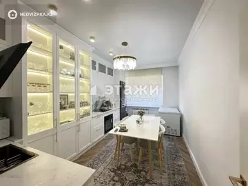 4-комнатная квартира, этаж 7 из 15, 145 м²