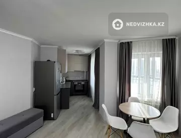 1-комнатная квартира, этаж 23 из 25, 180 м², посуточно