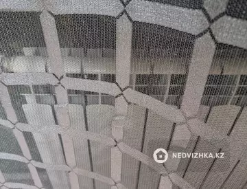 1-комнатная квартира, этаж 4 из 5, 36 м²