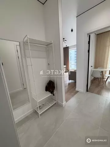 1-комнатная квартира, этаж 5 из 12, 38 м²