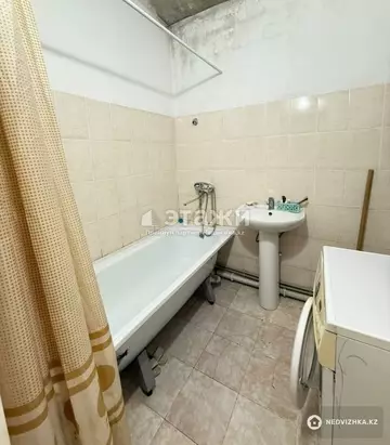 2-комнатная квартира, этаж 12 из 12, 56 м²