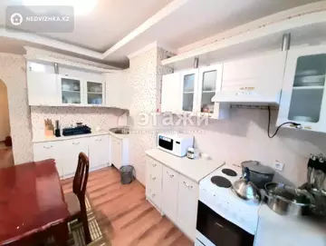 3-комнатная квартира, этаж 4 из 12, 85 м²