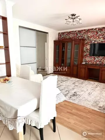 4-комнатная квартира, этаж 6 из 10, 104 м², на длительный срок