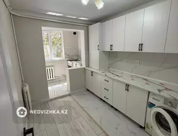 2-комнатная квартира, этаж 1 из 5, 50 м²