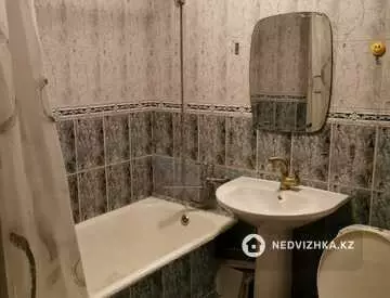 2-комнатная квартира, этаж 3 из 5, 50 м²