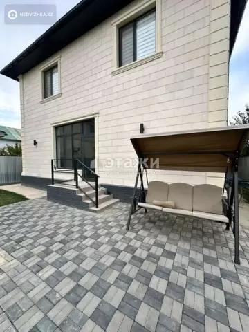 4-комнатный дом, 5.5 соток, 200 м²