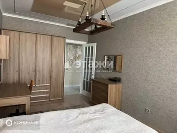4-комнатная квартира, этаж 11 из 13, 166 м²