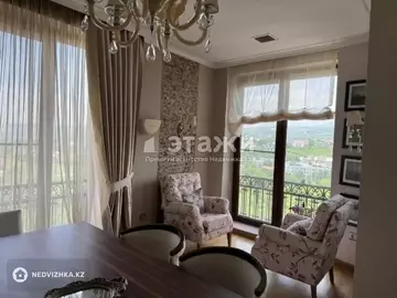 4-комнатная квартира, этаж 11 из 13, 166 м²