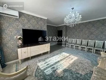 5-комнатная квартира, этаж 8 из 13, 123 м²