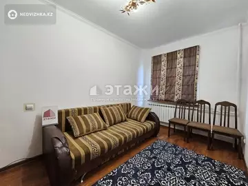 4-комнатная квартира, этаж 3 из 9, 81 м², на длительный срок