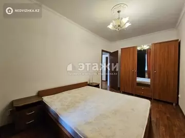 4-комнатная квартира, этаж 3 из 9, 81 м², на длительный срок