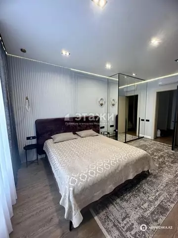 4-комнатная квартира, этаж 13 из 21, 140 м², на длительный срок