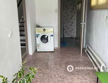 1-комнатный дом, 4 соток, 200 м²