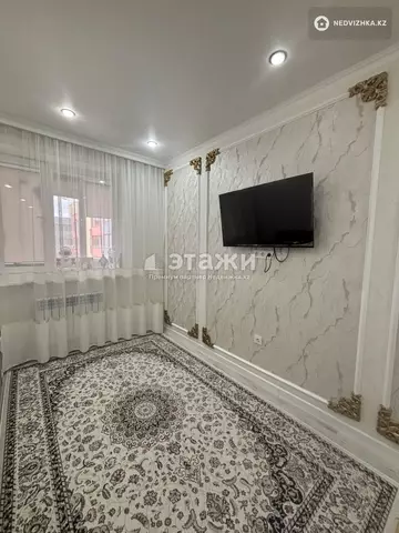 2-комнатная квартира, этаж 8 из 9, 34 м²