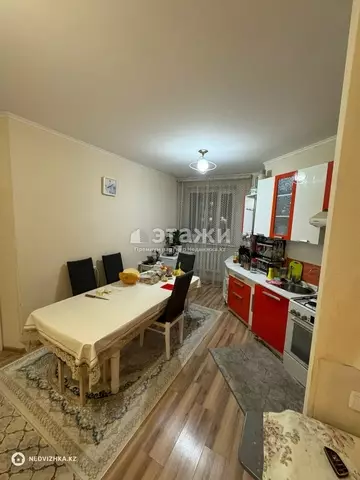 2-комнатная квартира, этаж 2 из 10, 70 м²