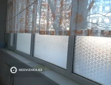 3-комнатная квартира, этаж 1 из 2, 69 м², на длительный срок