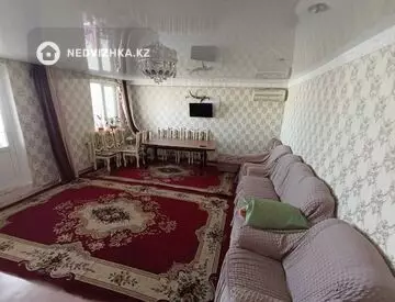 3-комнатная квартира, этаж 4 из 4, 80 м²