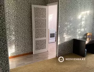 1-комнатная квартира, этаж 4 из 4, 33 м²