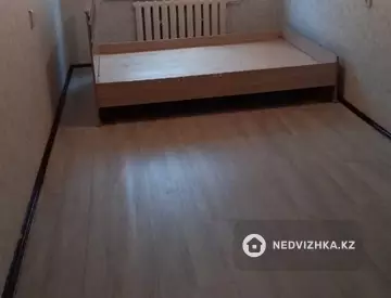 3-комнатная квартира, этаж 1 из 5, 56 м²