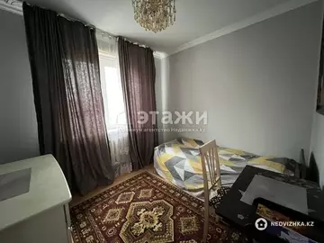 3-комнатная квартира, этаж 8 из 9, 90 м², на длительный срок