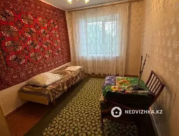 3-комнатная квартира, этаж 3 из 5, 61 м²