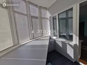4-комнатная квартира, этаж 2 из 4, 224 м²