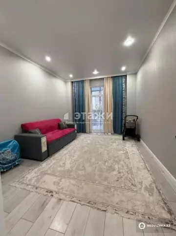 3-комнатная квартира, этаж 2 из 15, 92 м²