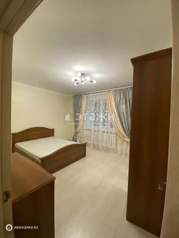 2-комнатная квартира, этаж 2 из 9, 72 м²