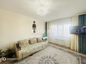 3-комнатная квартира, этаж 8 из 17, 73 м²
