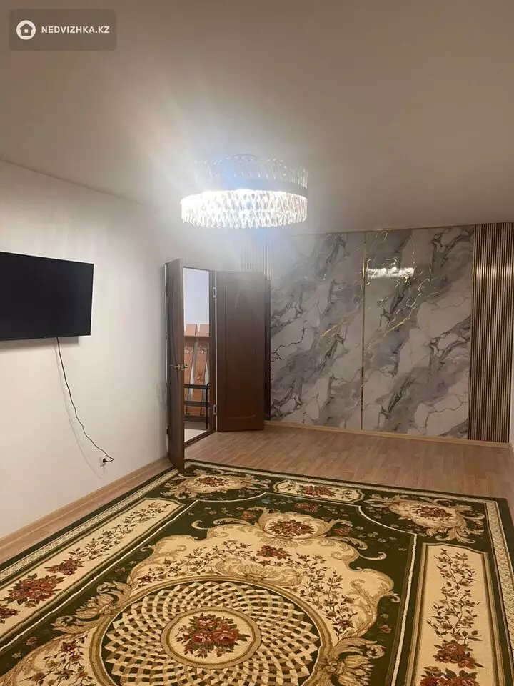 67 м², 2-комнатная квартира, этаж 3 из 9, 67 м², на длительный срок, изображение - 1