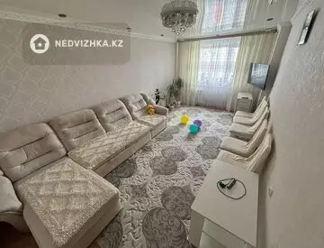 3-комнатная квартира, этаж 4 из 5, 74 м²