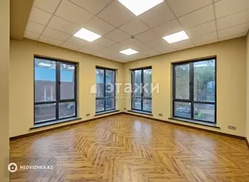 Офисное помещение, этаж 5 из 5, 900 м²