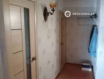 2-комнатная квартира, этаж 10 из 10, 52 м²