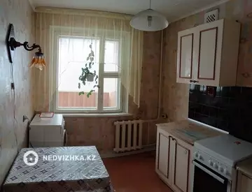 2-комнатная квартира, этаж 10 из 10, 52 м²