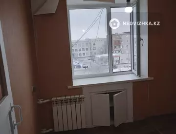 2-комнатная квартира, этаж 4 из 5, 45 м²