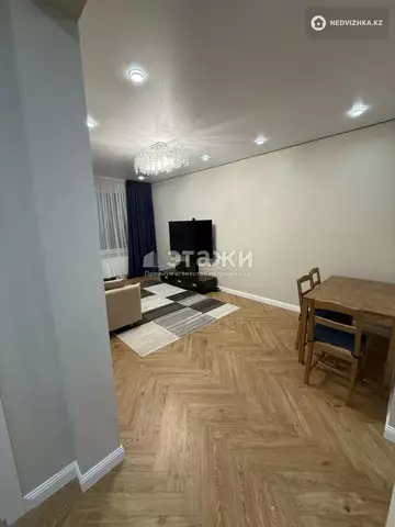 3-комнатная квартира, этаж 12 из 12, 65 м², на длительный срок